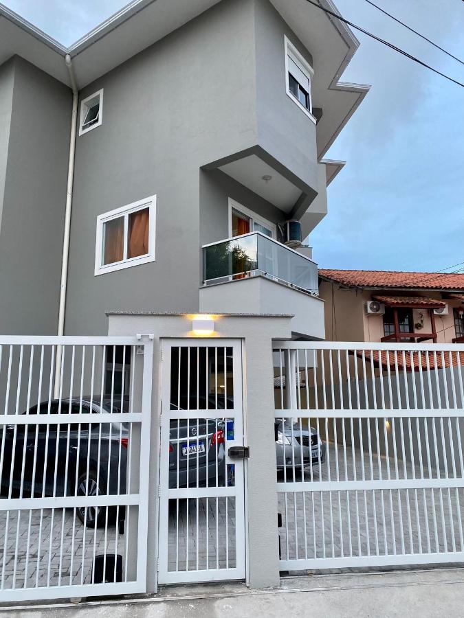 Completo Proximo A - Residencial Vieira Florianopolis